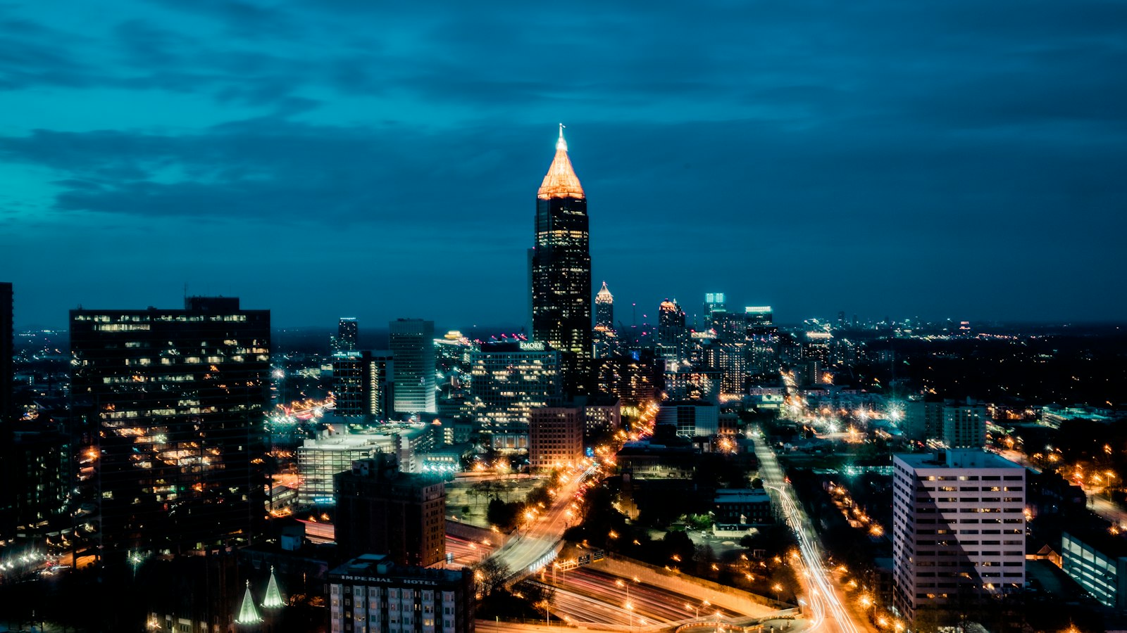 Downtown Atlanta, Georgia skyline at night